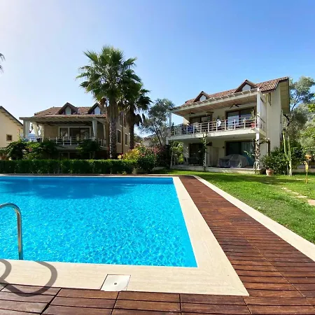 Great Location, Modern & Cozy In Göcek
