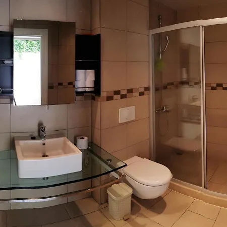 Daire Great Location, Modern & Cozy In *